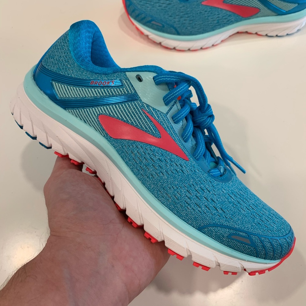 Brooks Adrenaline GTS 18 Womens 7 Blue / Mint